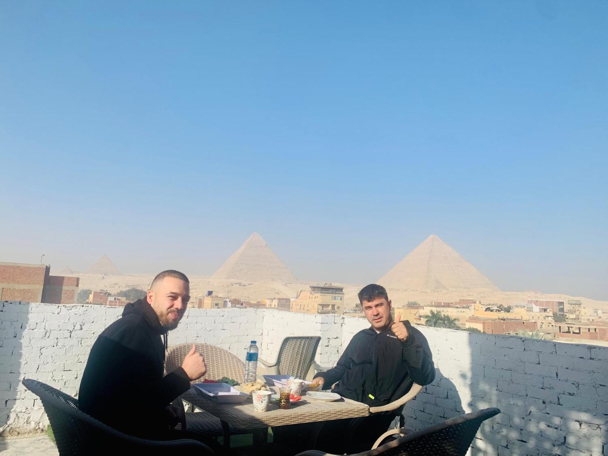 شقة Loay Pyramids View القاهرة المظهر الخارجي الصورة