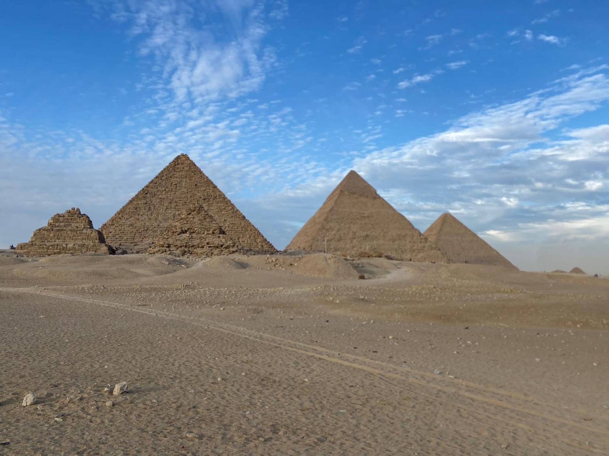شقة Loay Pyramids View القاهرة المظهر الخارجي الصورة