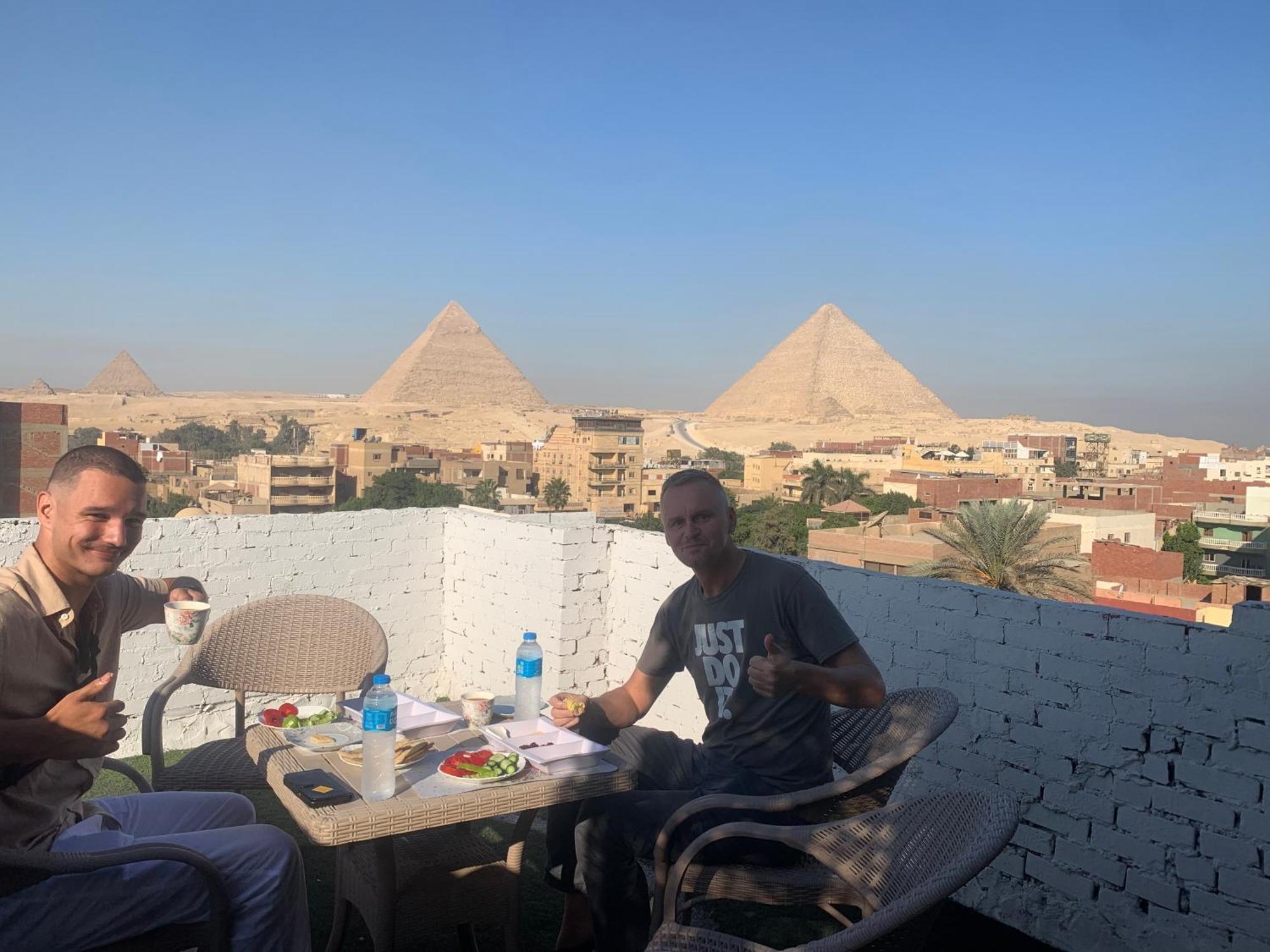 شقة Loay Pyramids View القاهرة المظهر الخارجي الصورة